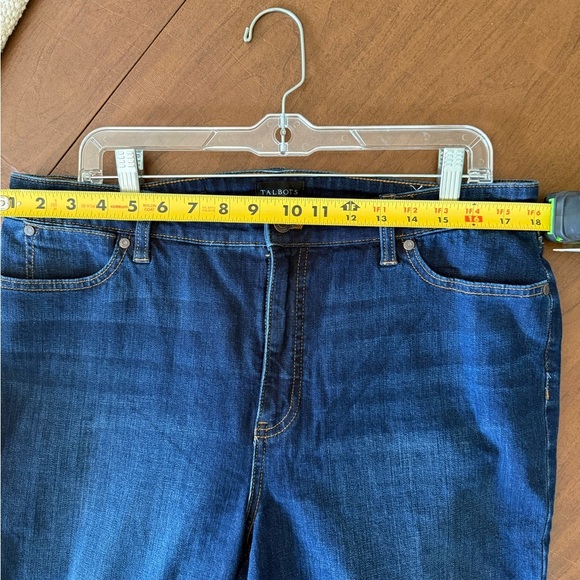EUC Talbots Crop Straight Leg Jeans Dark Blue SZ 14 - Picture 7 of 11